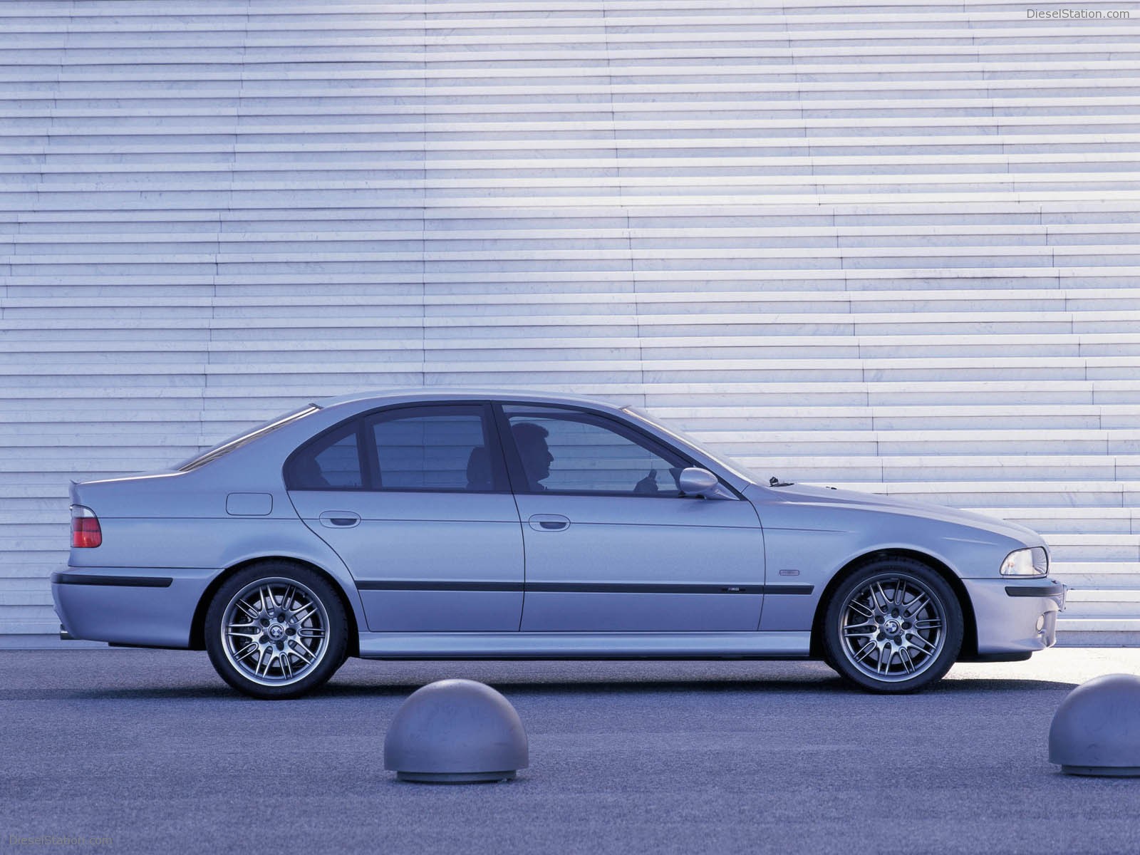 BMW M5 (1998)